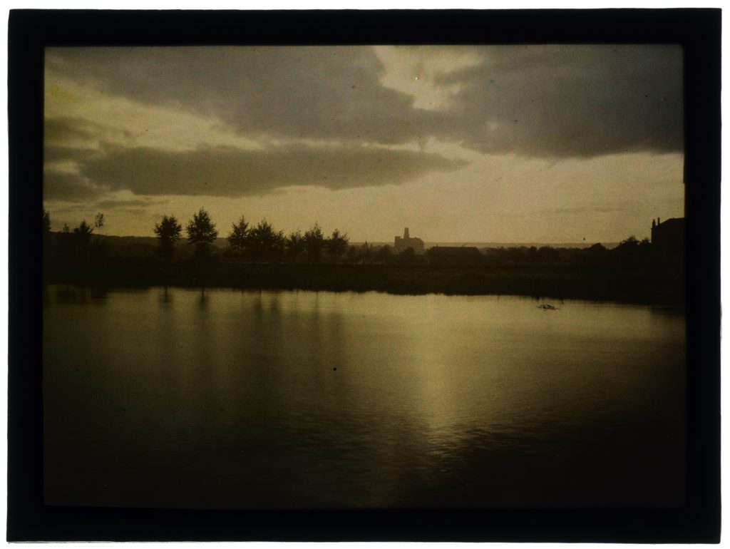 Coucher De Soleil Sur La Rivière ÉNSAD Nancy Autochromes